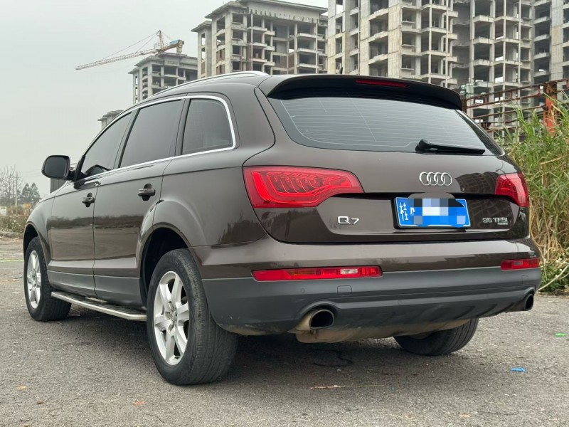 柳州15年奥迪Q74