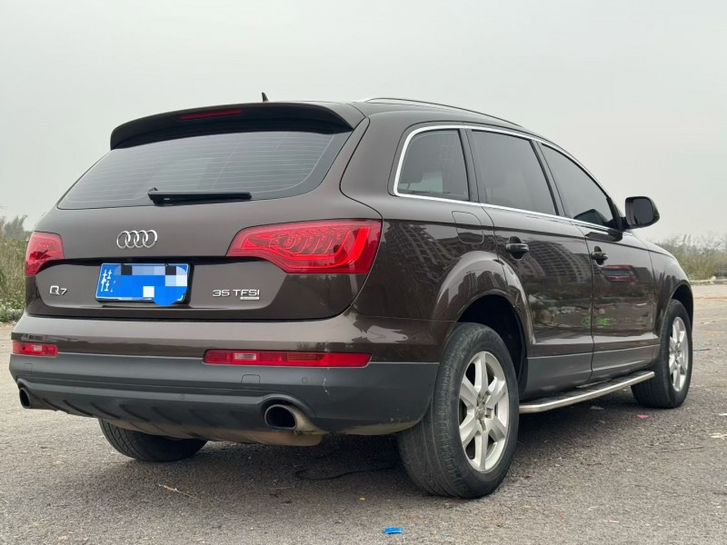 柳州15年奥迪Q76