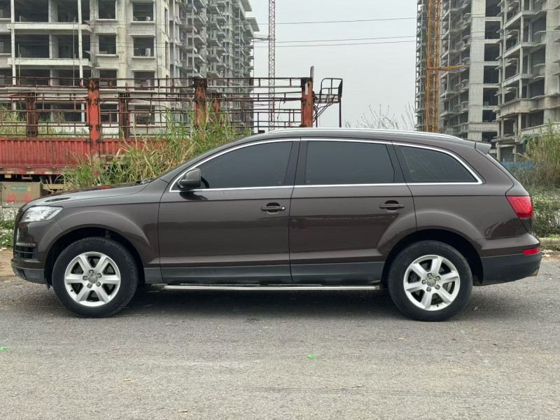 柳州15年奥迪Q78