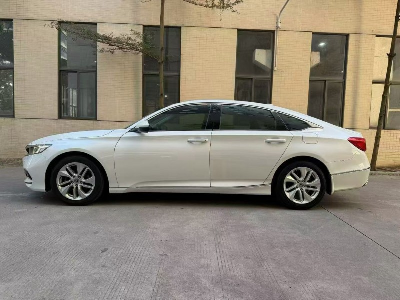 柳州19年本田思域4