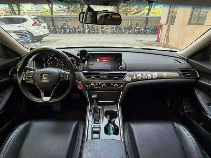 柳州19年本田思域8