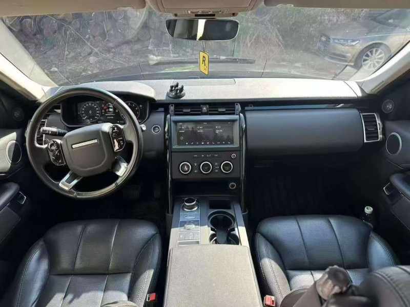 广州21年路虎发现5