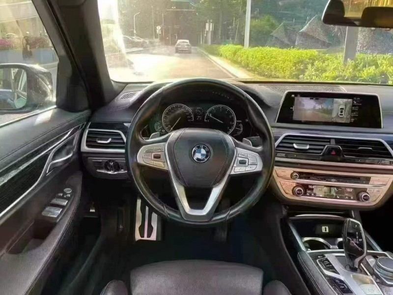 深圳17年宝马7系5