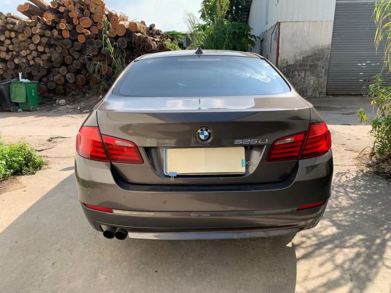 广州13年宝马5系8