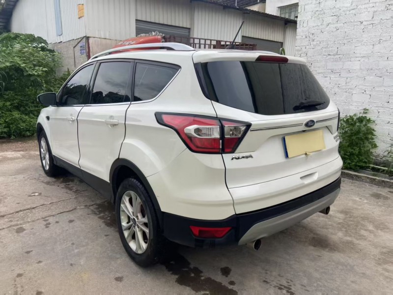 广州18年福特翼虎9