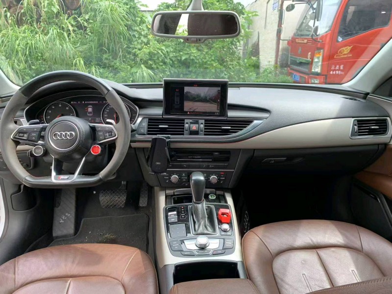 广州18年奥迪A7L5