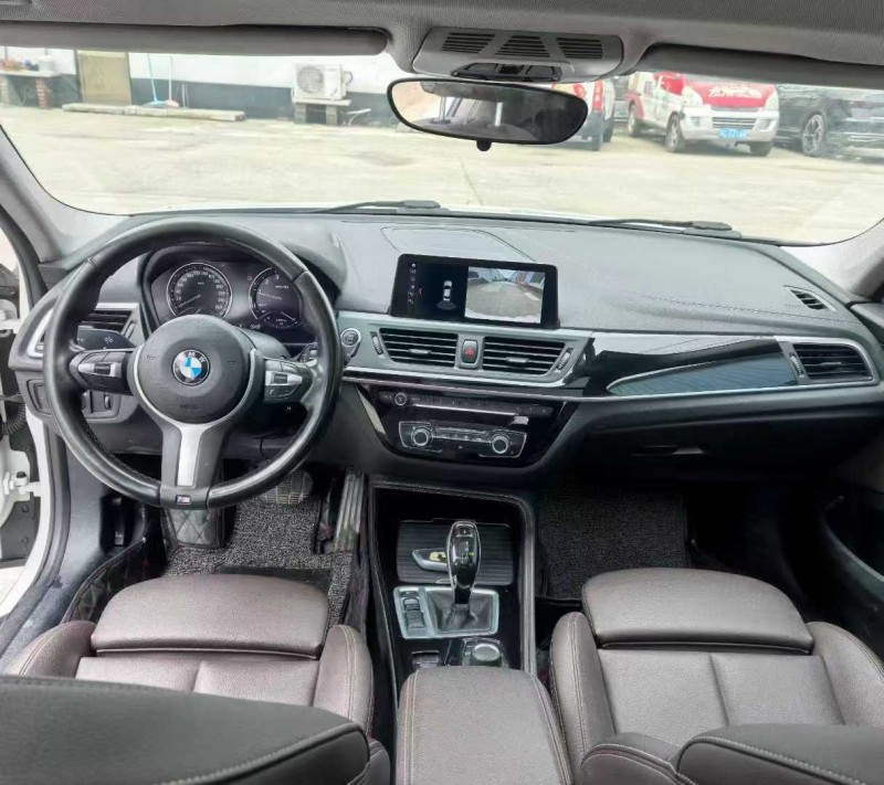 徐州20年宝马1系7