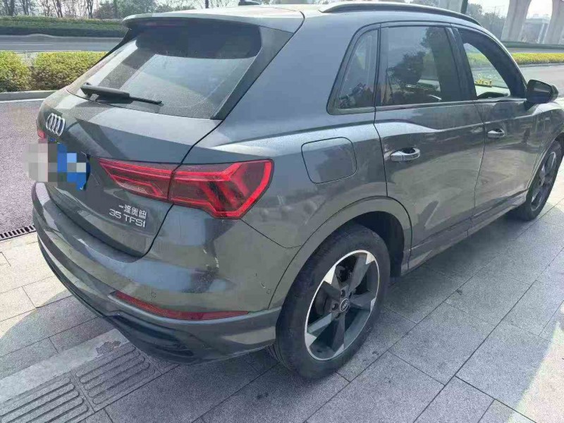 温州22年奥迪Q36