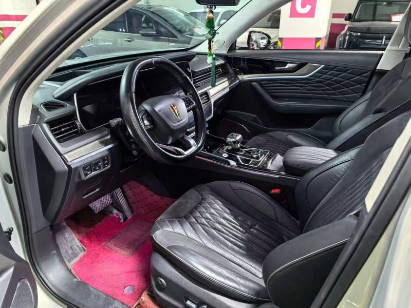 济宁23年红旗HS52