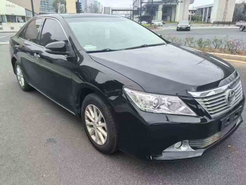 嘉興14年豐田凱美瑞2