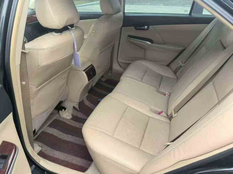 嘉興14年豐田凱美瑞4