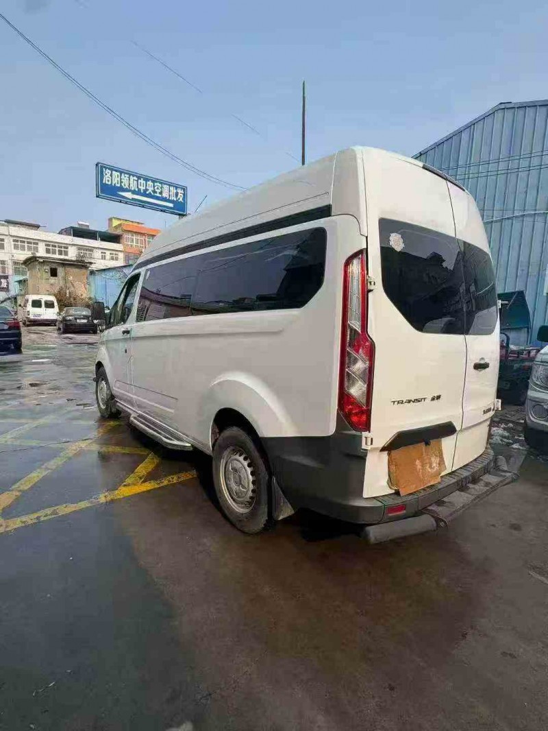 焦作22年福特全顺8