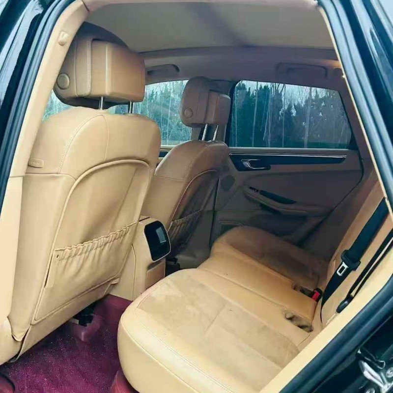 烟台15年保时捷Macan5