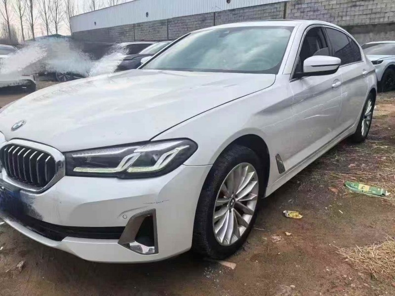 济宁23年宝马5系2