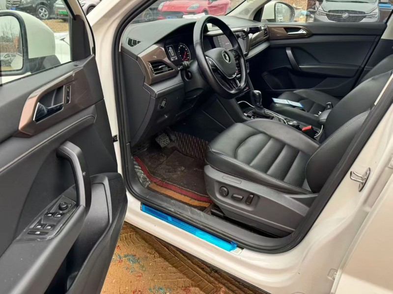 青岛22年大众途岳5