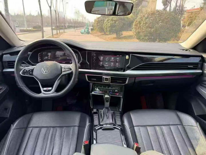 济宁22年大众帕萨特5