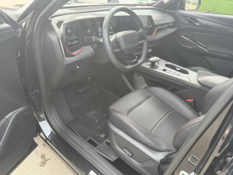 武汉23年长安汽车欧尚4