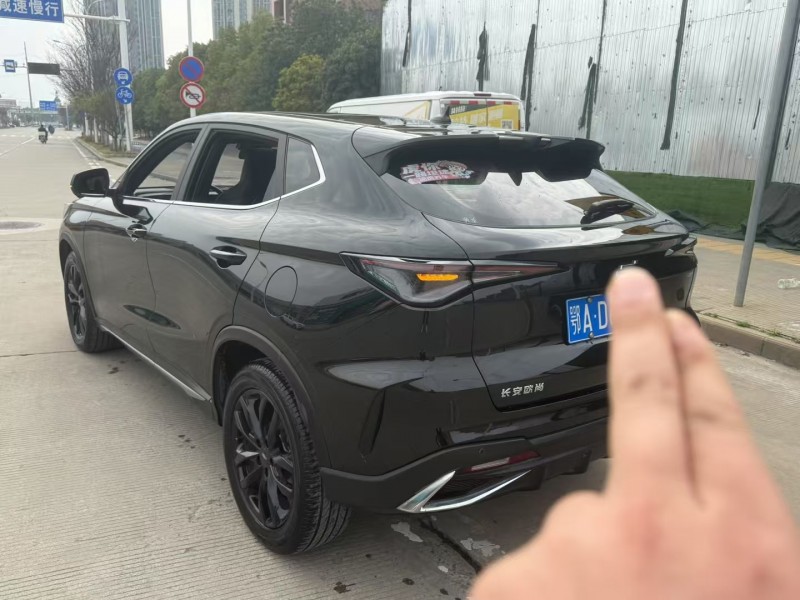 武汉23年长安汽车欧尚5