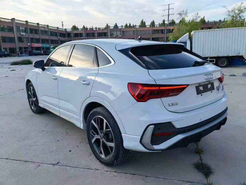 枣庄21年奥迪Q38