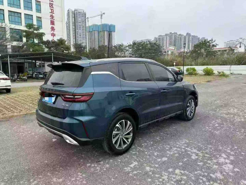 南寧23年吉利遠景7