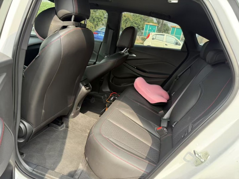 徐州25年别克威朗7