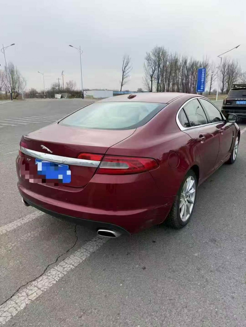 赤峰10年捷豹XF8