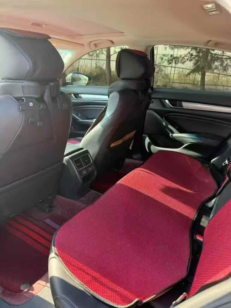 赤峰23年本田雅阁6