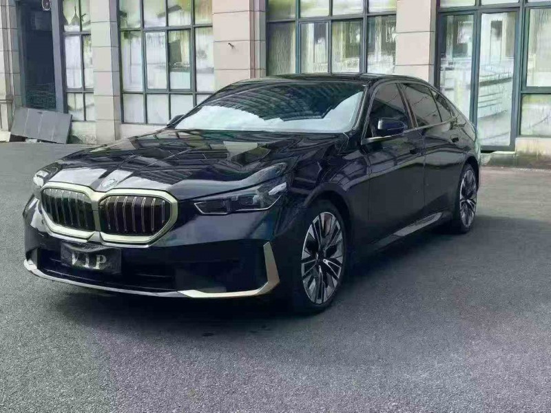 泉州24年宝马5系3