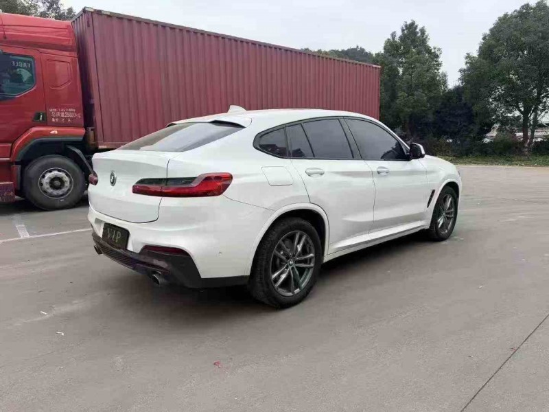 湖州20年寶馬X47