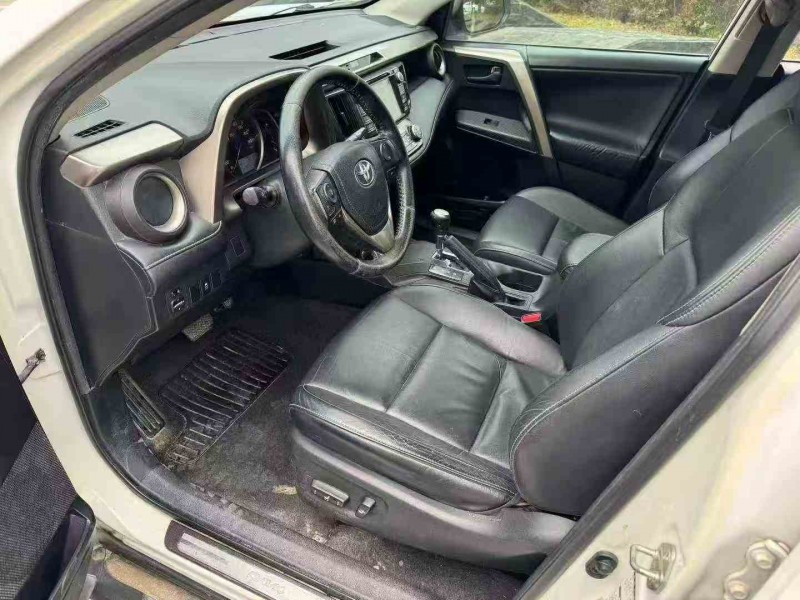 杭州14年丰田RAV46