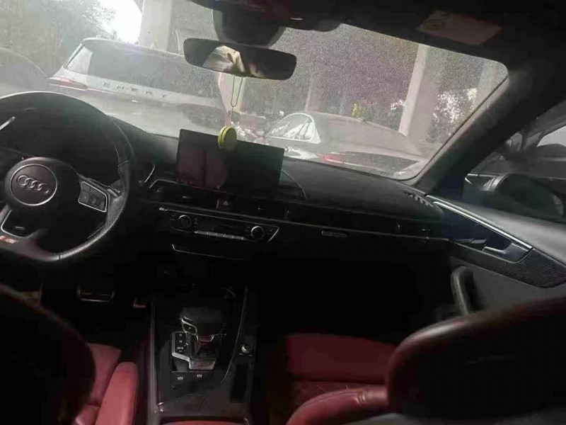 衢州22年奥迪S44