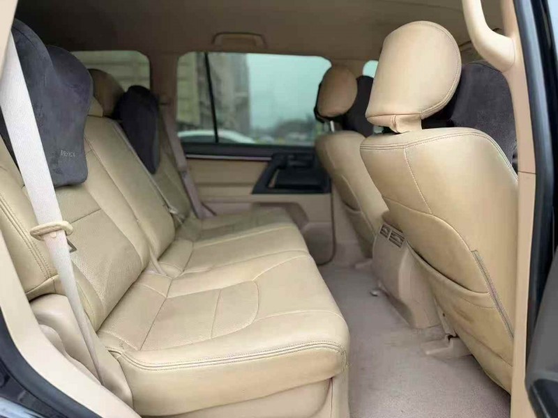 济宁15年丰田兰德酷路泽5