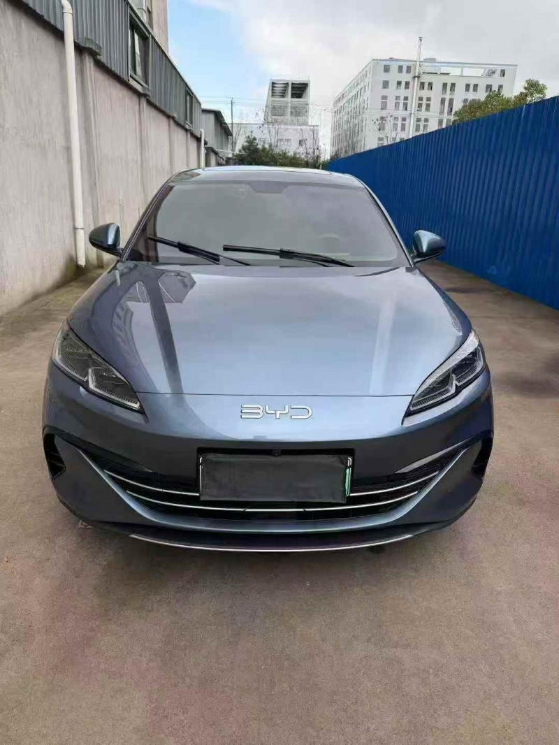 紹興24年比亞迪海豹1