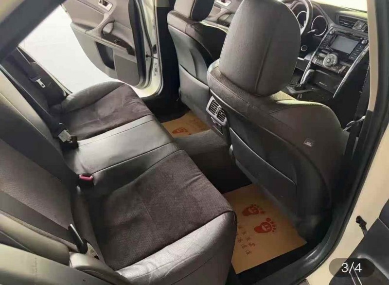 苏州20年丰田锐志7