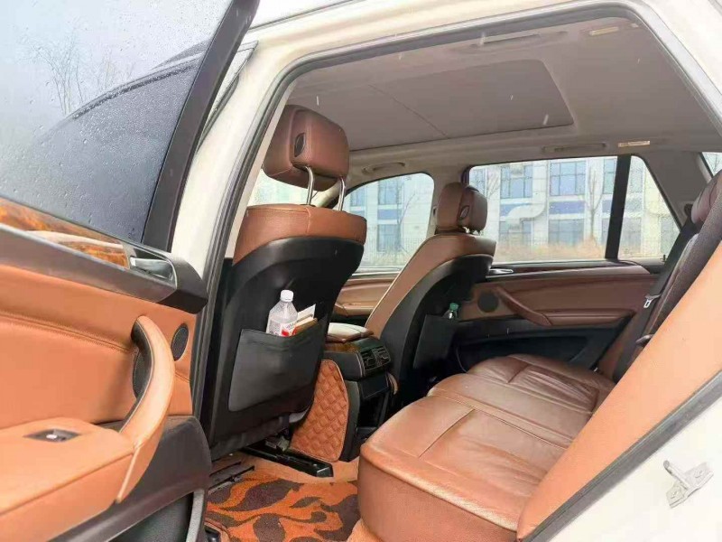 东营13年宝马X55