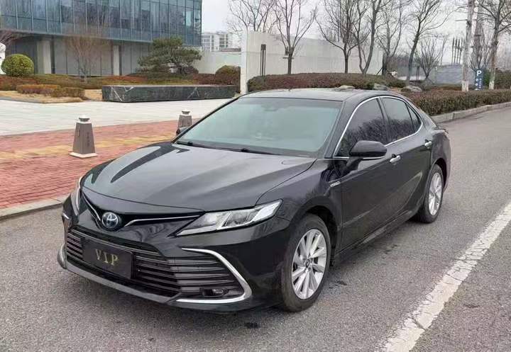 聊城21年丰田凯美瑞3