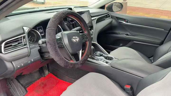 聊城21年丰田凯美瑞8