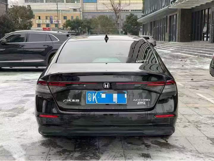 深圳24年本田雅阁8