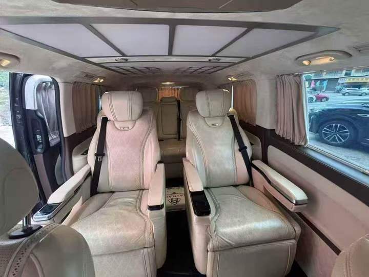 衡阳21年奔驰威霆6