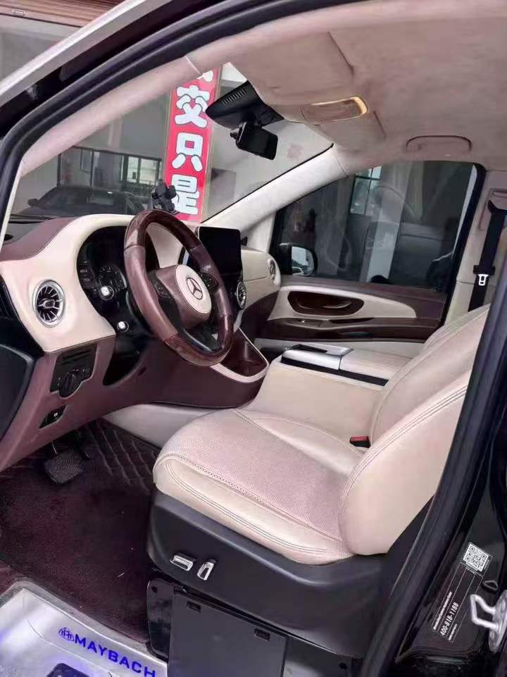 衡阳21年奔驰威霆7