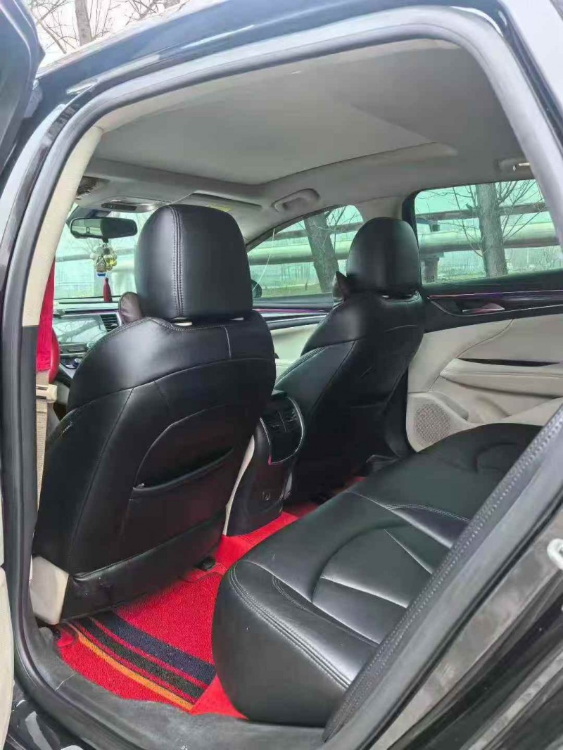 烟台20年别克君越5