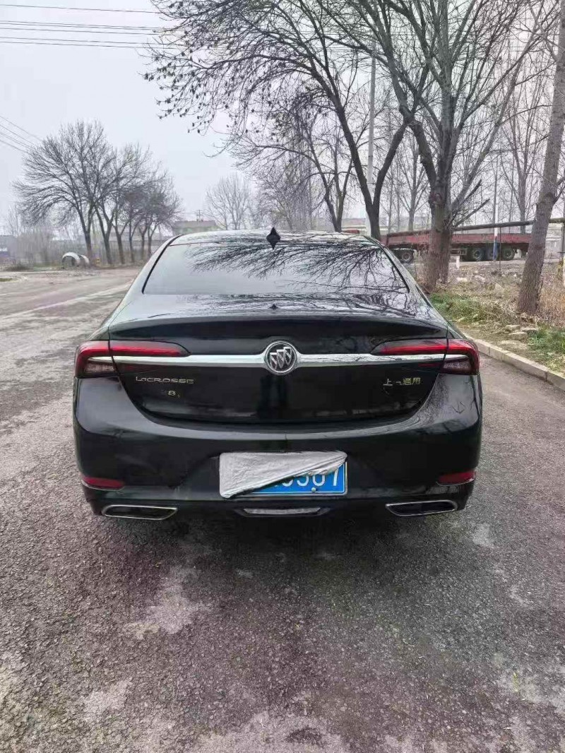 烟台20年别克君越9