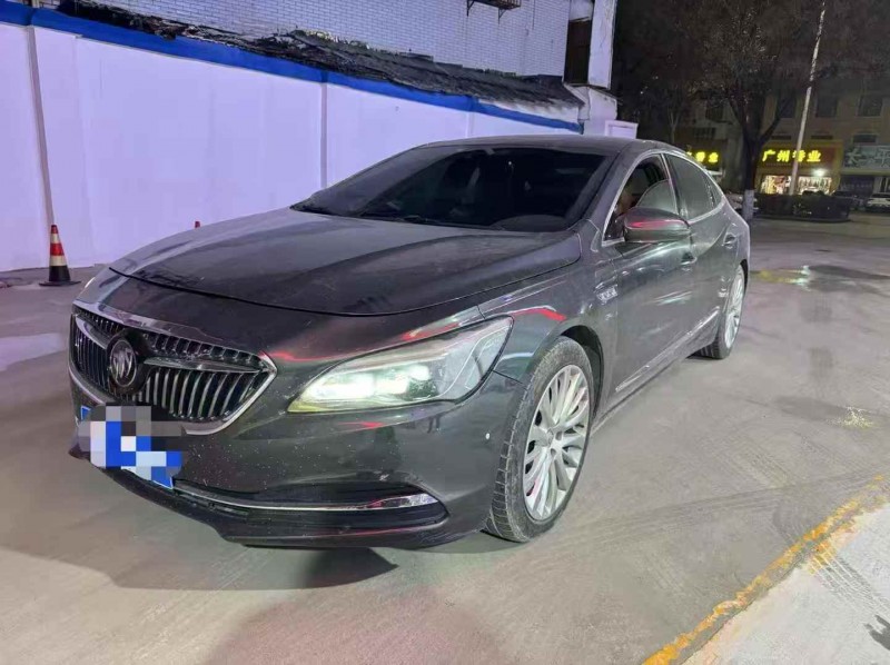 马鞍山16年别克君越2