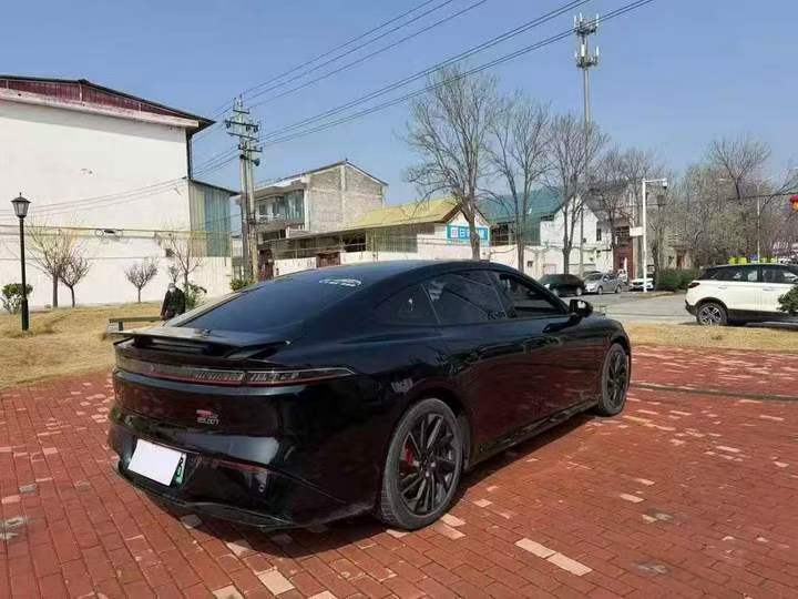 开封24年东风奕炫8