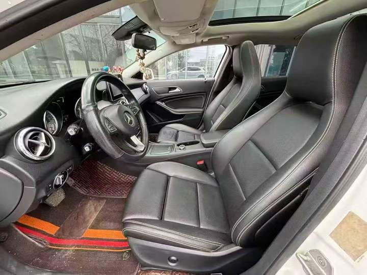 株洲17年奔驰GLA4