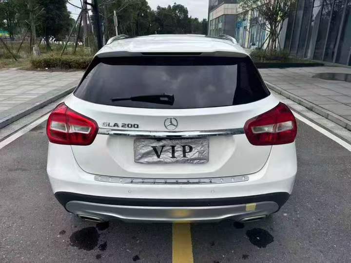 株洲17年奔驰GLA8