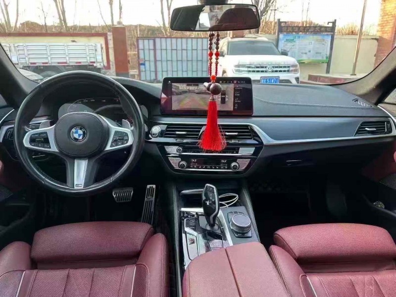 淄博21年宝马5系4