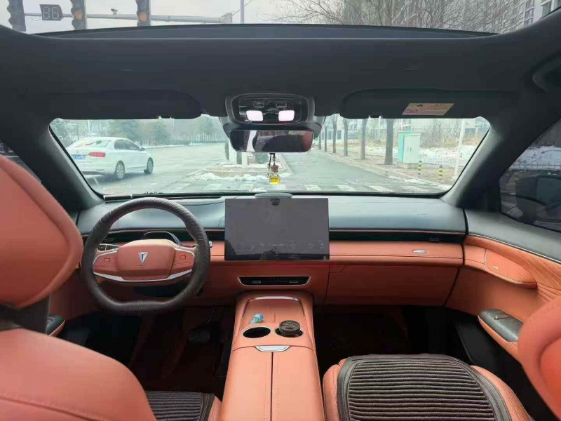 邢臺25年長安汽車深藍4