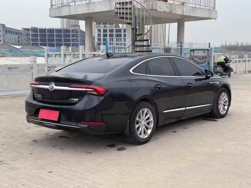 新乡20年别克君越7