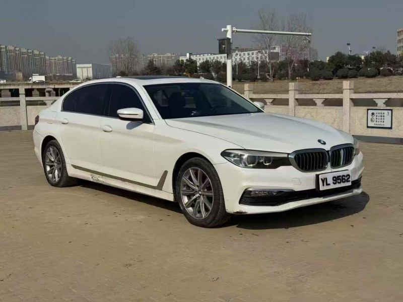 新乡18年宝马5系2